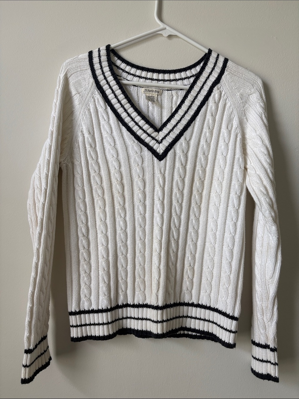 St. John's Bay White Cable Knit V-Neck Sweater with Navy Trim